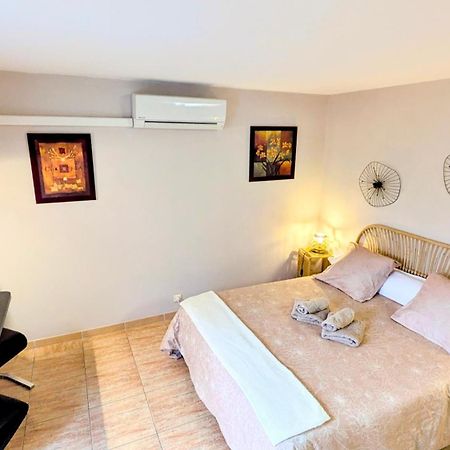 נרבון Chambre Spacieuse, Independante, 700M De La Gare מראה חיצוני תמונה