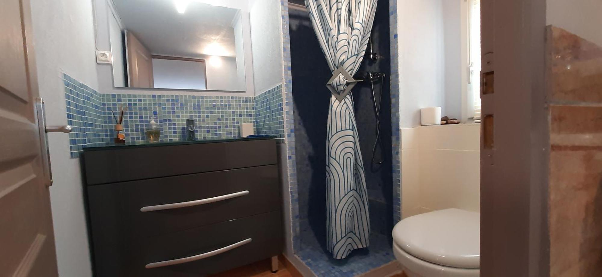 נרבון Chambre Spacieuse, Independante, 700M De La Gare מראה חיצוני תמונה